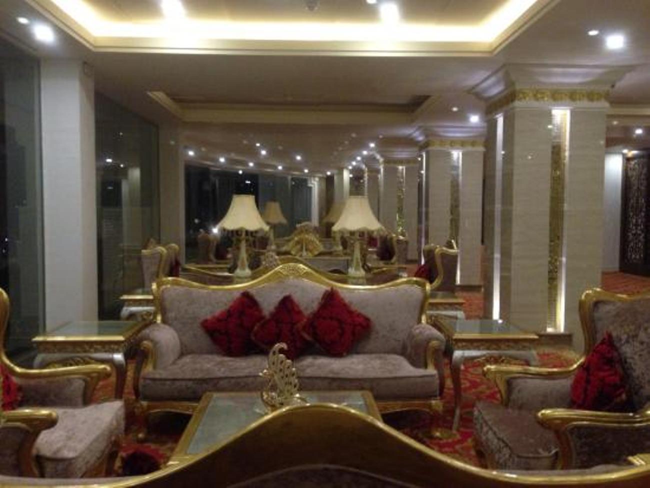 The Grand Kandyan Exterior photo