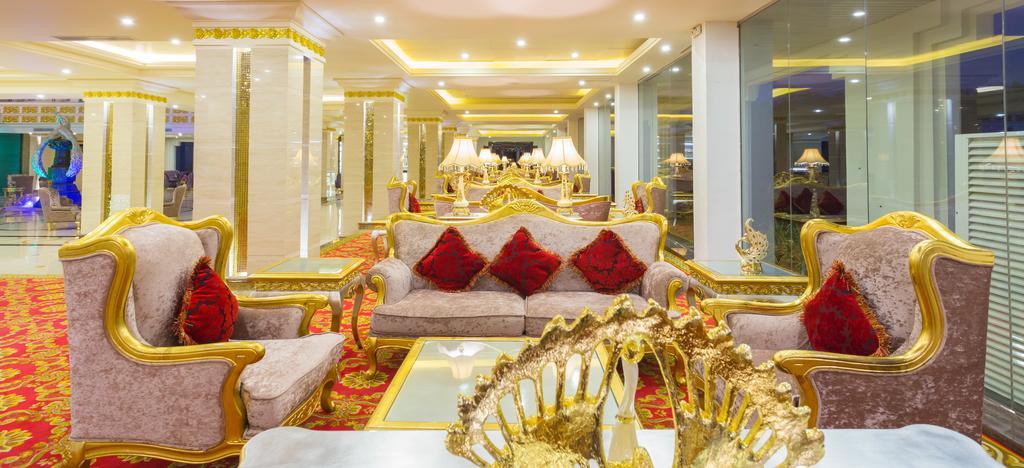 The Grand Kandyan Exterior photo