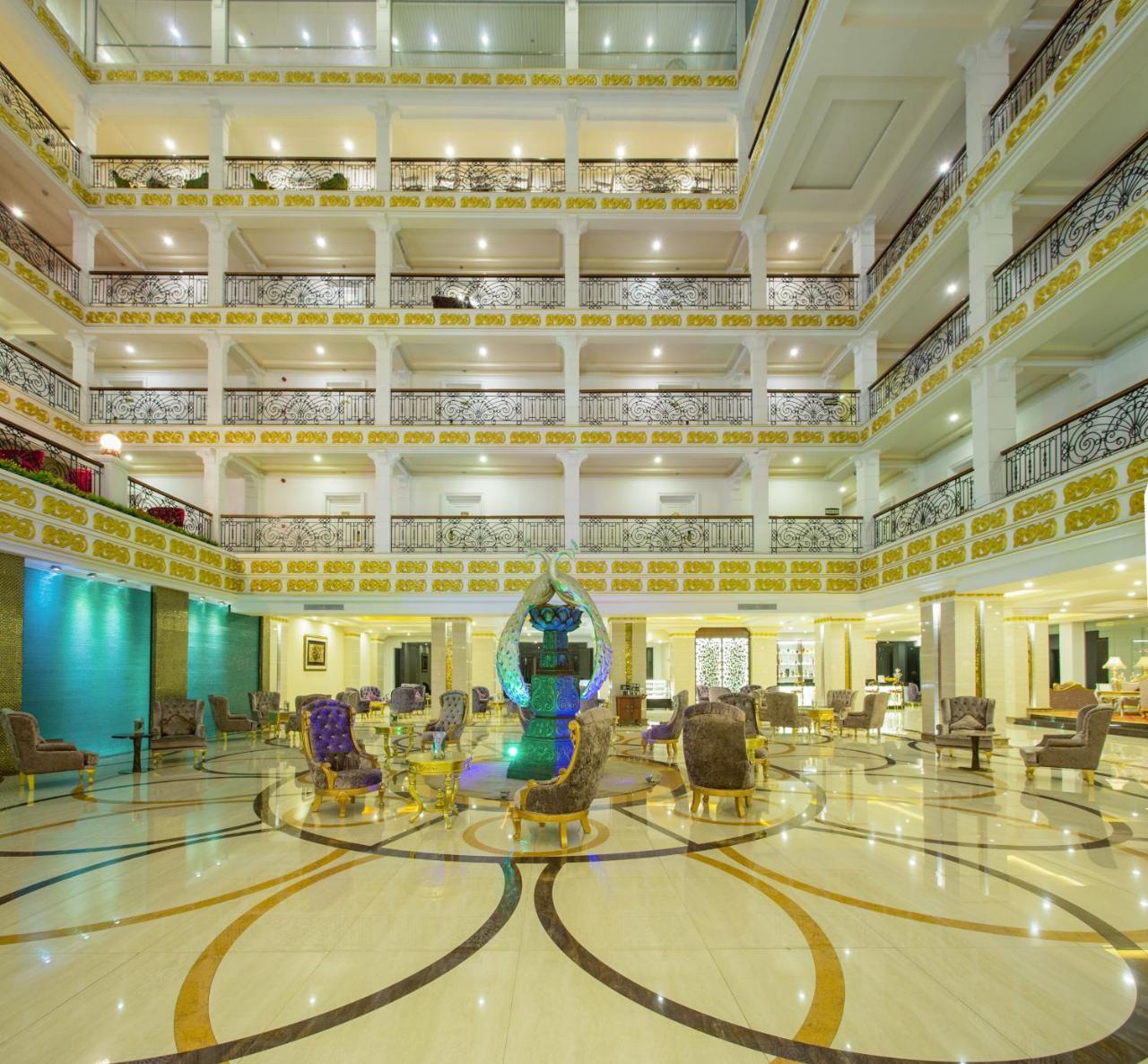 The Grand Kandyan Exterior photo